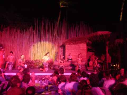 The whole luau crew on stage.