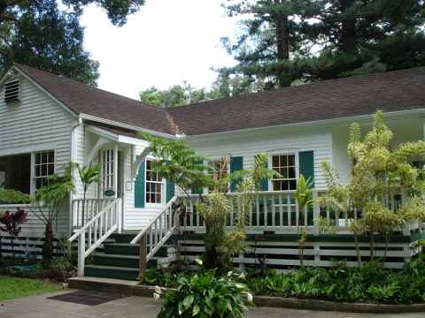 The "King House", now used for wine tasting. The building got the name from the fact that it was built in all haste after the ranch owners had invited the king of Hawaii, and then realized that the king would have nowhere to stay when he arrived.