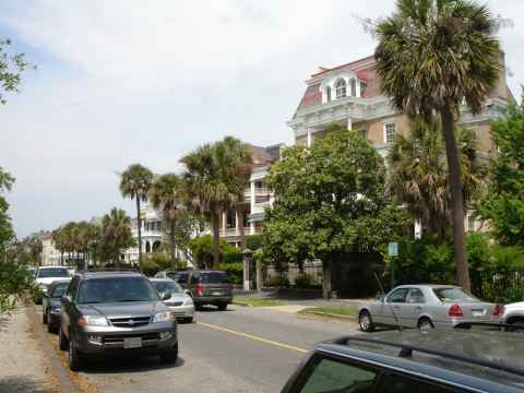 Row of houses near White Point, the southernmost point of the peninsula where Charlestown is situated. Row of houses near White Point, the southernmost point of the peninsula where Charlestown is situated.