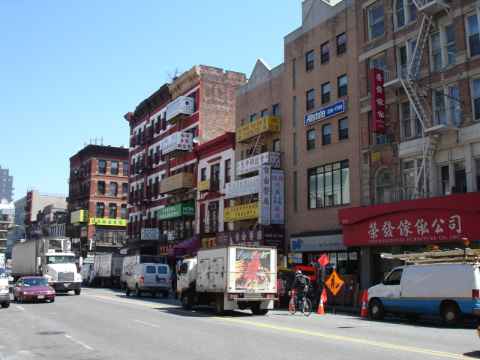 The bus will drop you off in Chinatown.