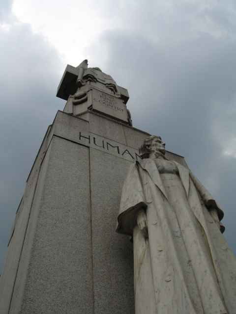 Statue of Edith Cavell near Trafalgar Square. Statue of Edith Cavell near Trafalgar Square.